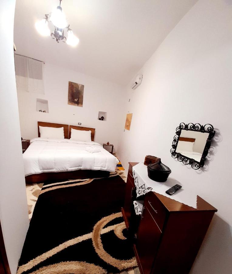 Gorica'S Bridge Hotel Berat Esterno foto