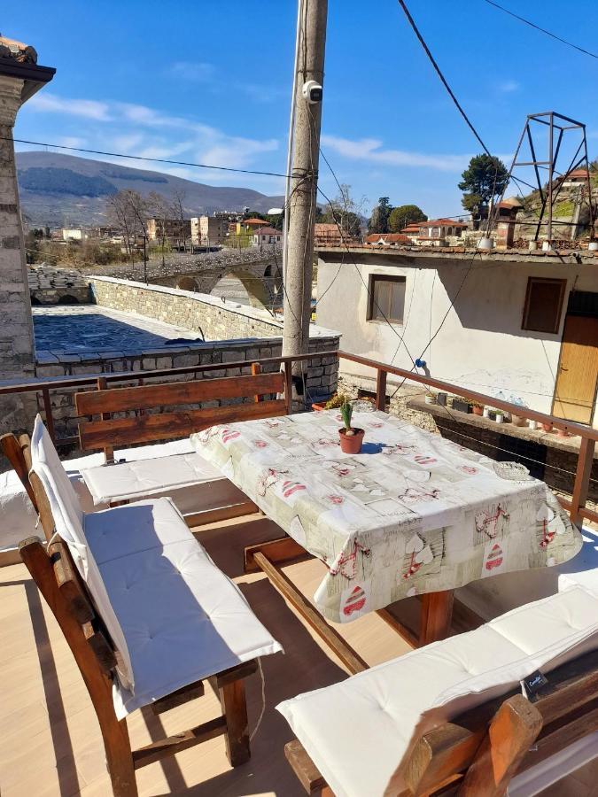 Gorica'S Bridge Hotel Berat Esterno foto